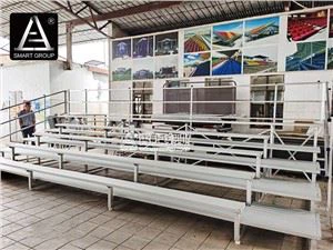 Panchine per esterni in alluminio